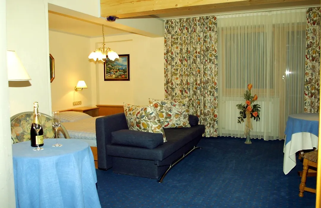 Landhotel Rappenhof-1