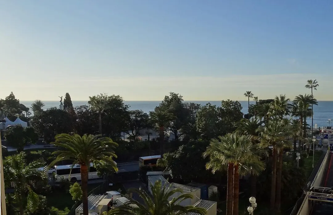 Hotel Ambassador, Completely Renovated-1