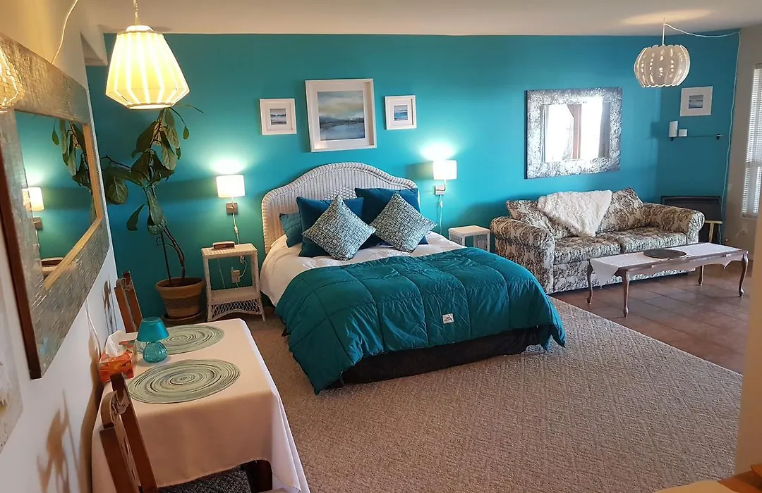 Davis Bay Bed & Breakfast-1