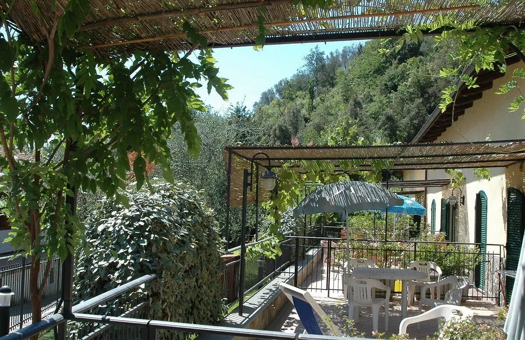 Hotel Lago Bin-1