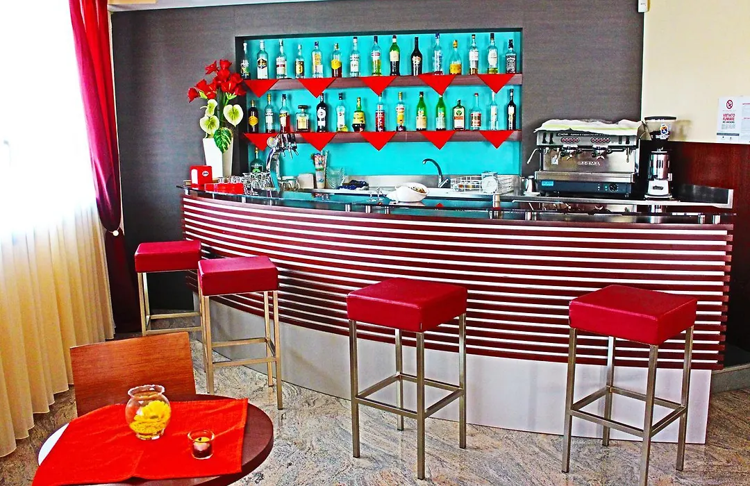 Hotel Cristallo-1