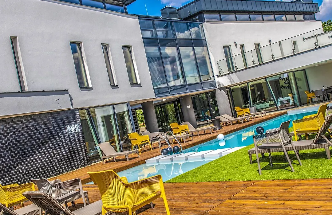 Open Hotel Szentes-1