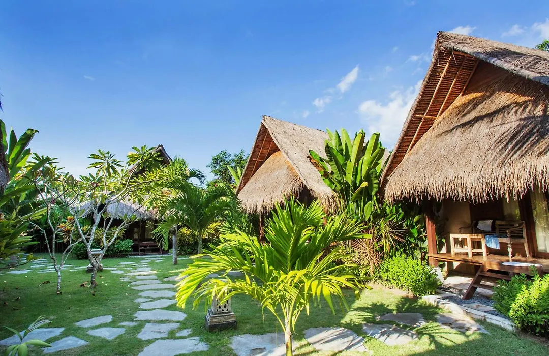 Ts Hut Lembongan-1
