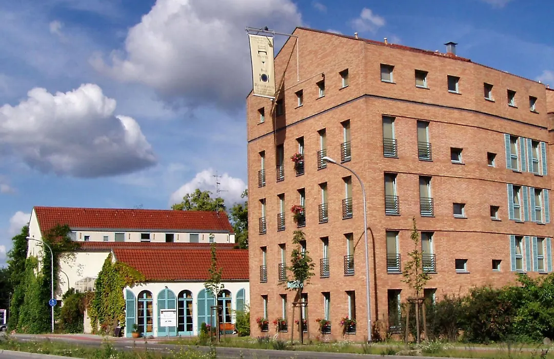 Albergo Hotel-1