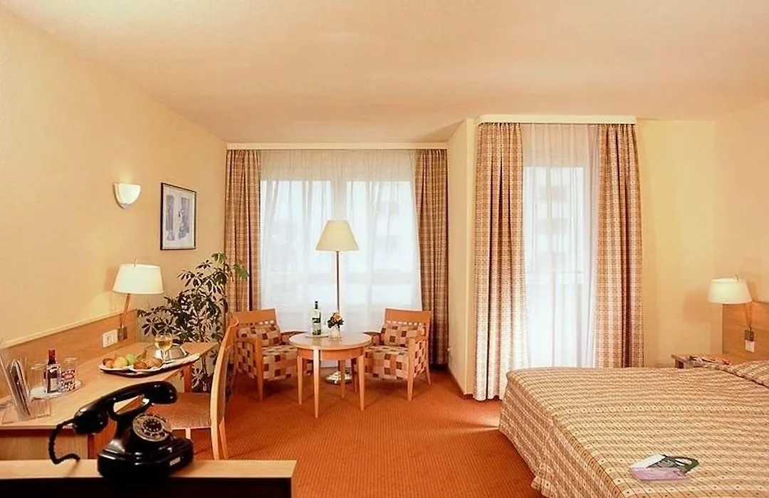 Mercure Hotel Bad Homburg Friedrichsdorf-1