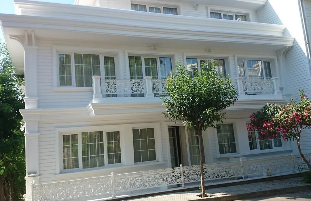 Buyukada Cankaya Hotel-1