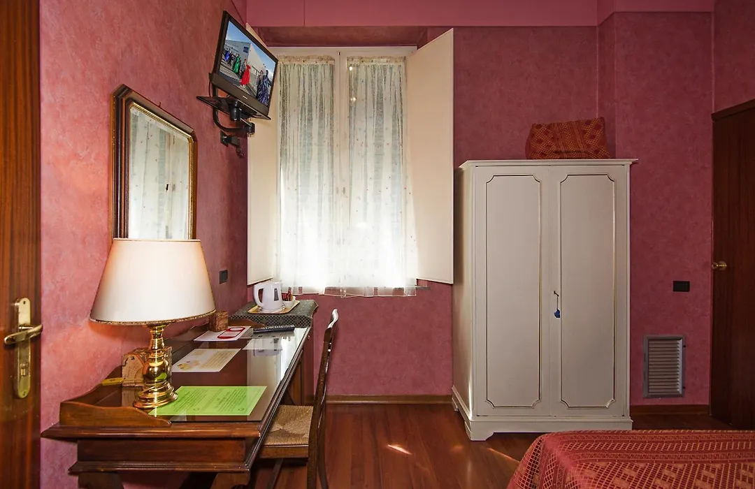 Hotel Rex-1