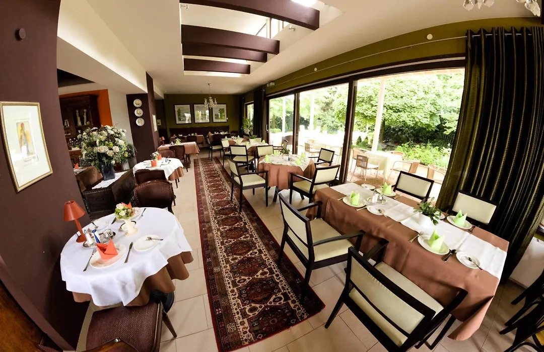 Lindenhof Hotel Tepe-1