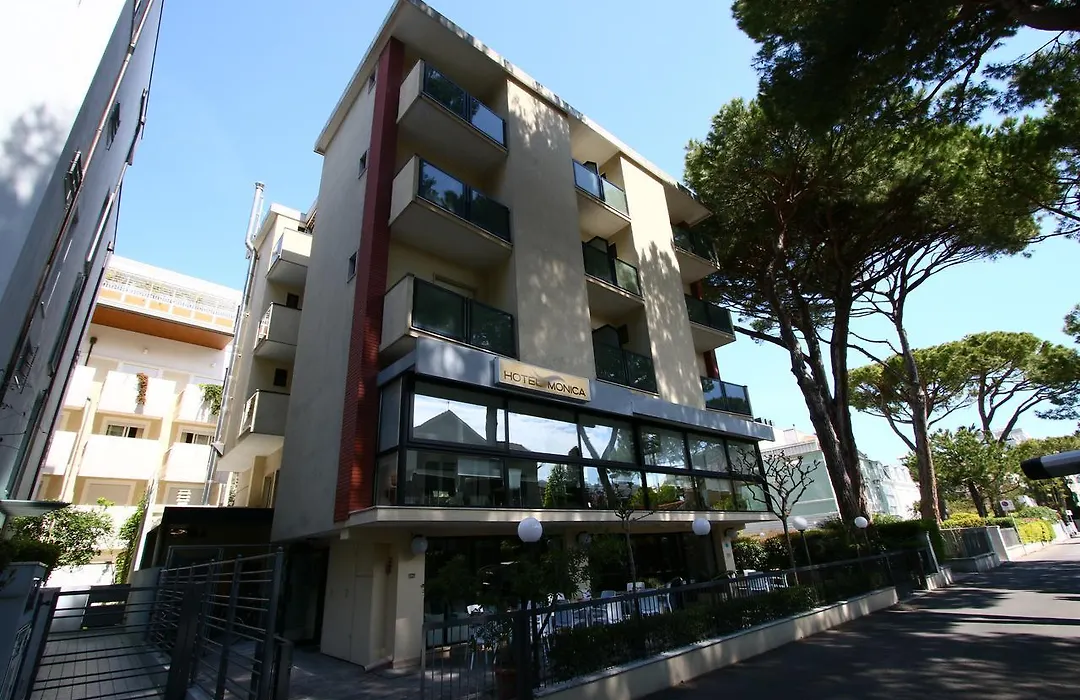 Hotel Monica-1