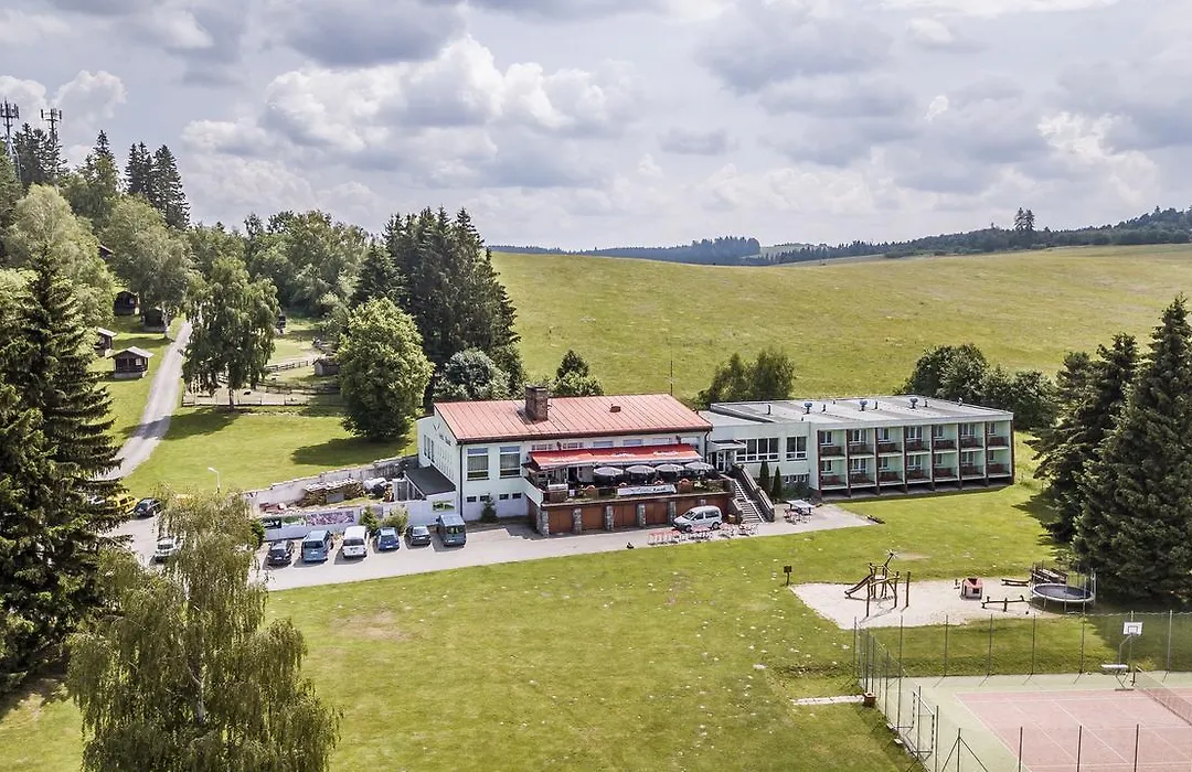 Hotel Racek-1