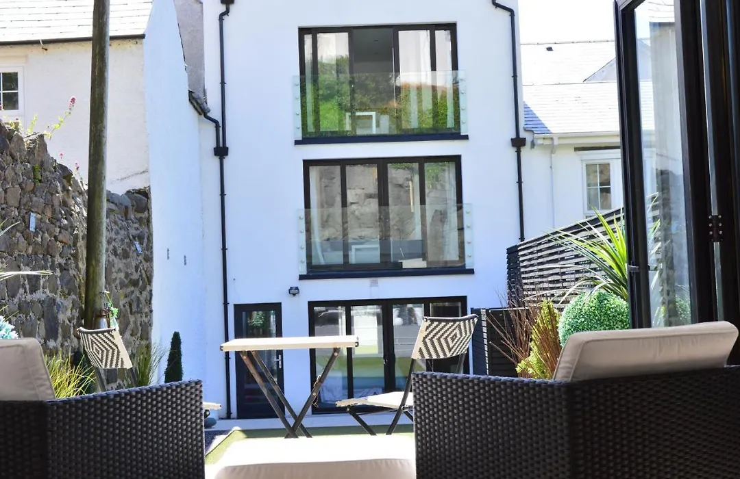 Pier39Portrush Adult Only-1