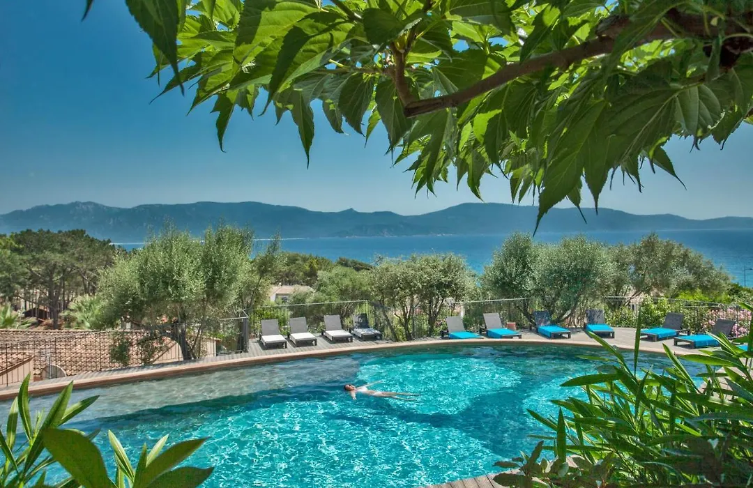 Residence Cantu Di Mare-1