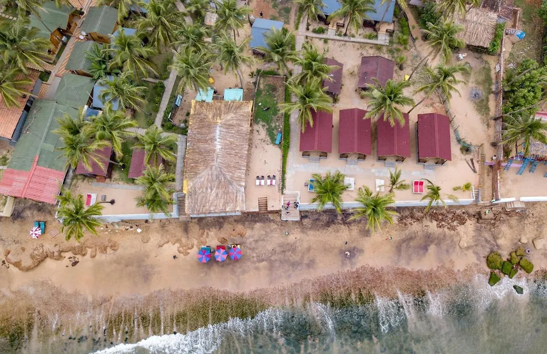 Vista Praia Beach Resort-1