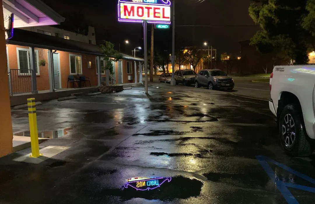 Sunlight Motel Long Beach-1