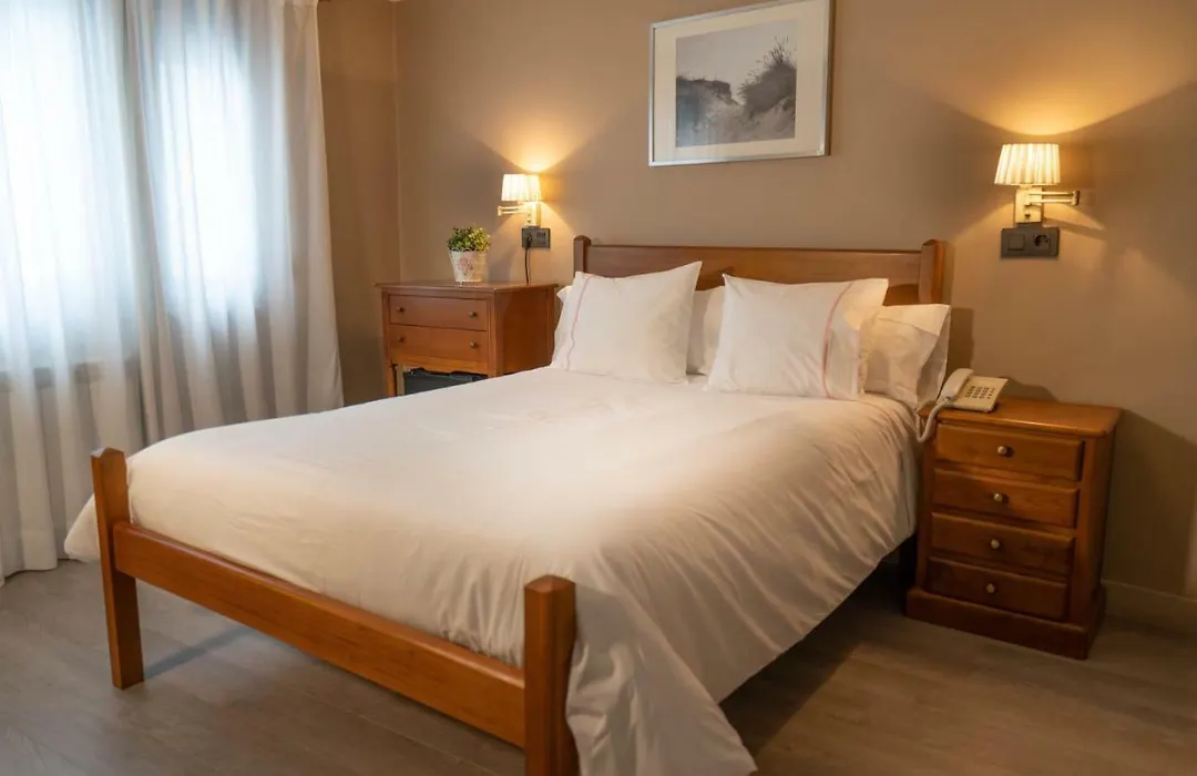 Hotel Arco Navia-1