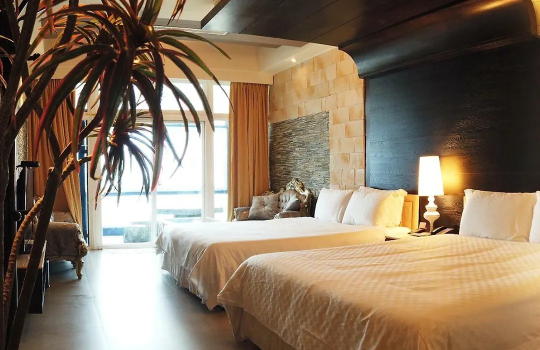 White House Hot Spring Beach Resort-1