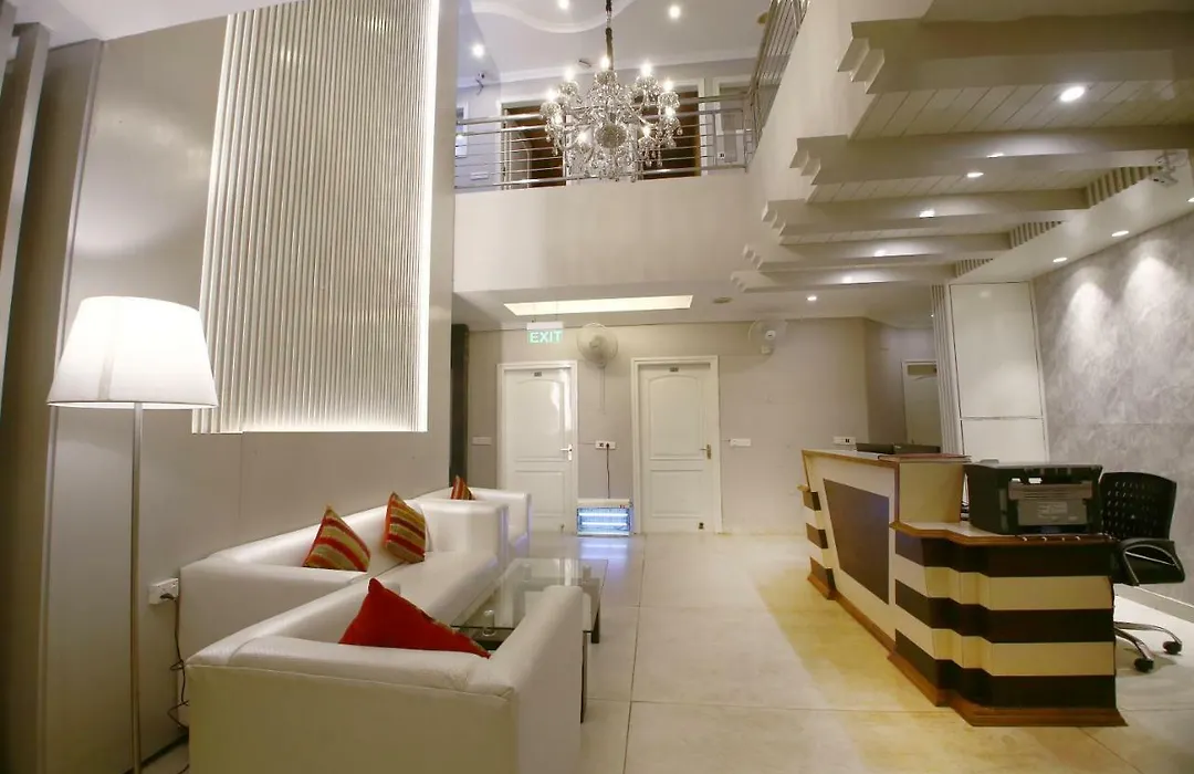 Hotel Diamond Plaza-1