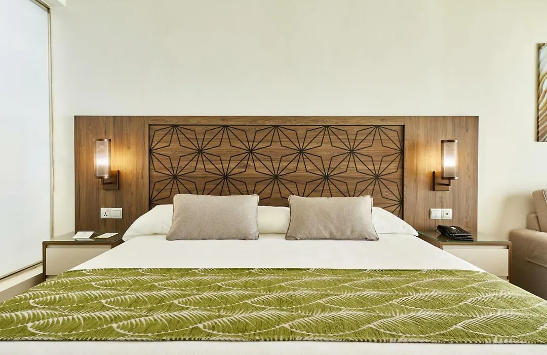 Riu Atoll-1