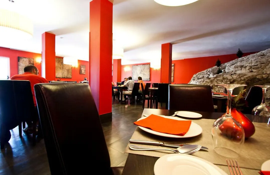 Hotel Restaurante Puente Romano-1