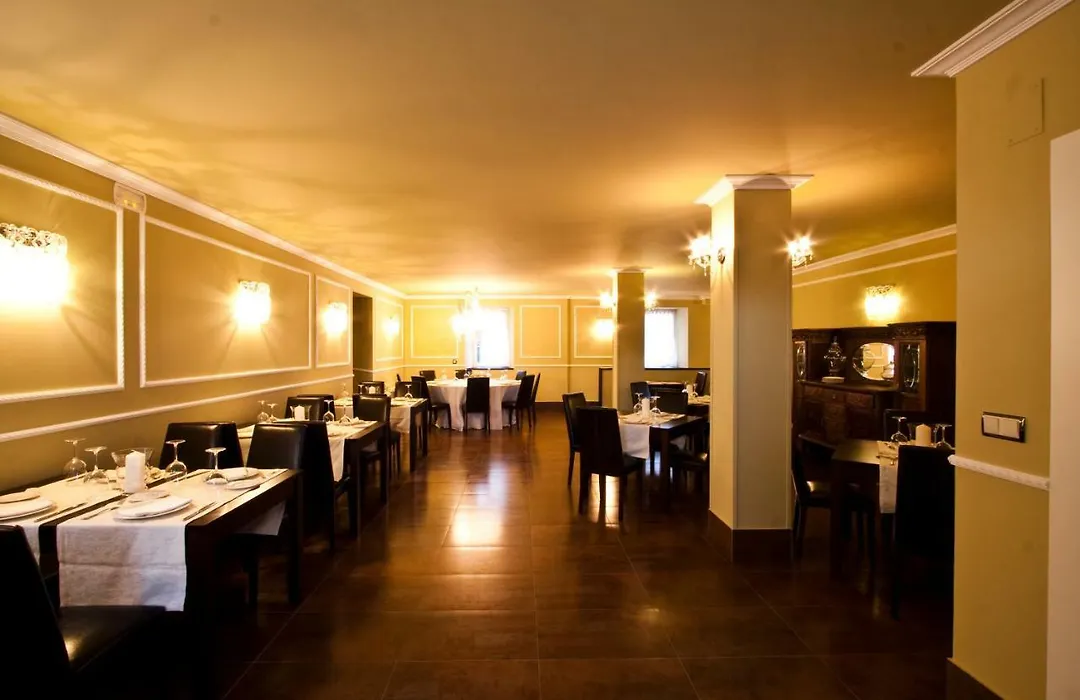 Hotel Restaurante Puente Romano-1