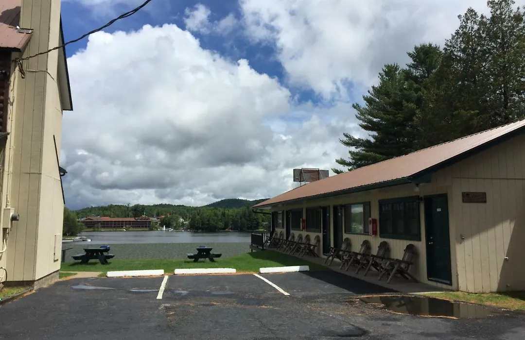 Pine Knoll Hotel Lakeside Lodge & Cabin-1