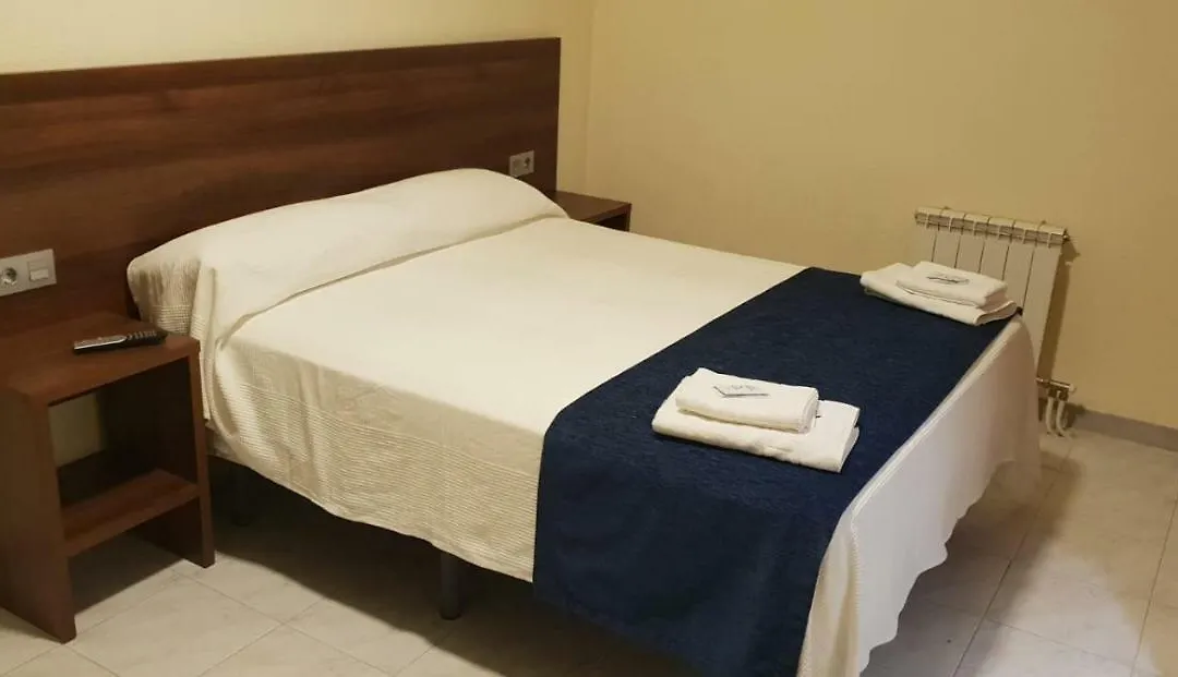 Hostal Restaurante el cruce-1