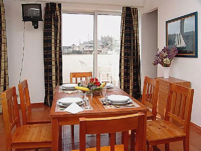 Apartamentos Turisticos Regina-1