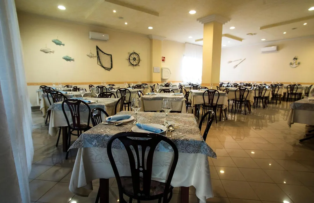 Hotel 21 Riccione-1