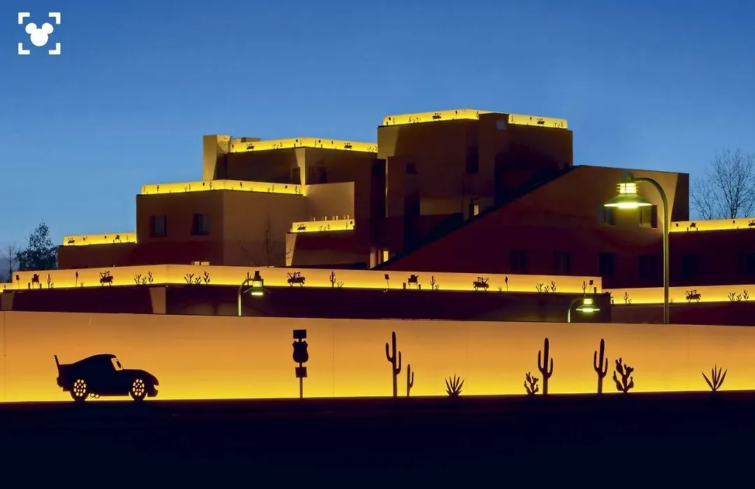 Disney Hotel Santa Fe-1
