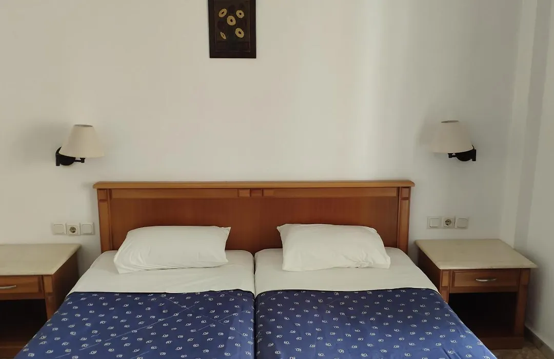 Tondoris Apartments-1