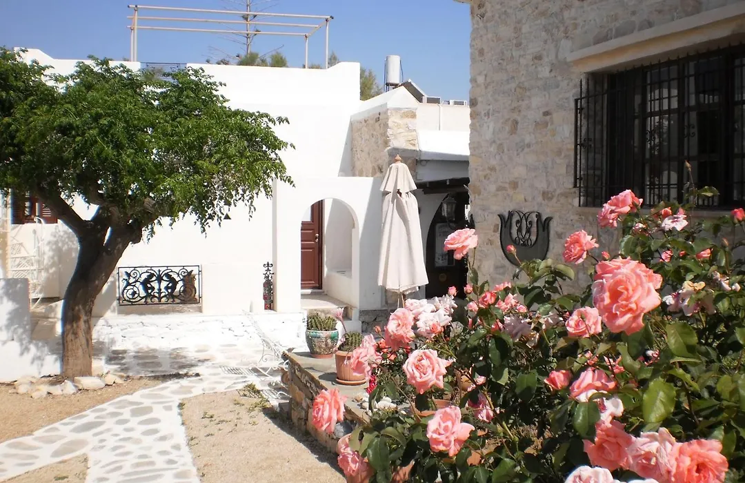 Bungalows Svoronos-1