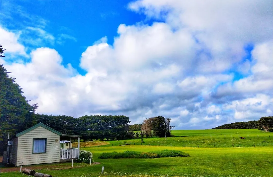 Twelve Apostles Motel & Country Retreat-1