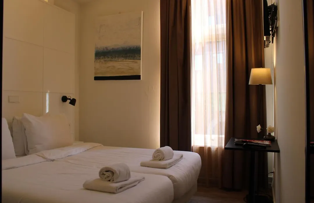 Hotel Raecks-1