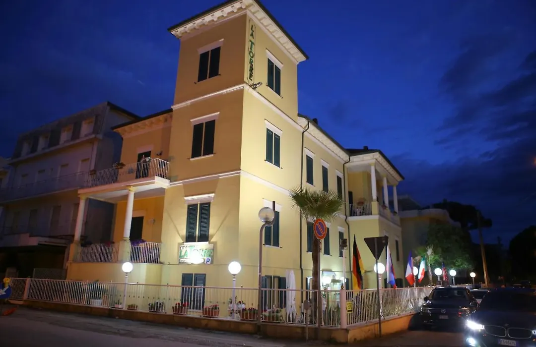 Hotel La Torre-1
