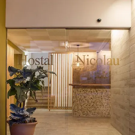 Hostal Residencia Nicolau-3