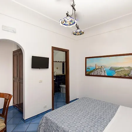 Monte Solaro Bed & Breakfast-3