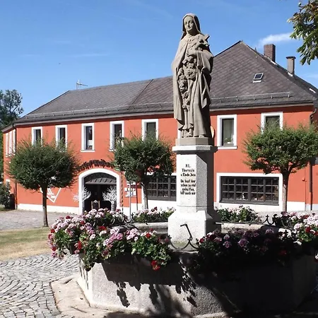 Hotel Weisses Ross-2