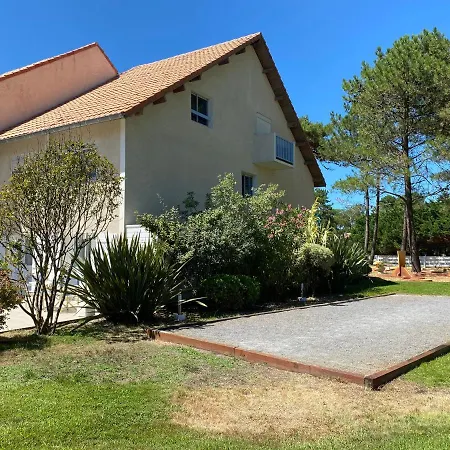Les Vagues Logis Hotel-3