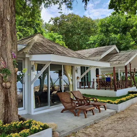 Blue Bay Bungalow-2