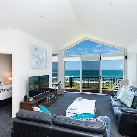 Meridian Beachside Apartments-2