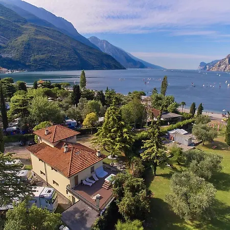 Villa Torbole-2