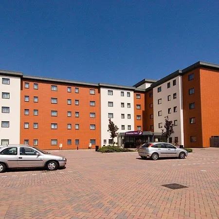 Premier Inn Portsmouth Port Solent-3