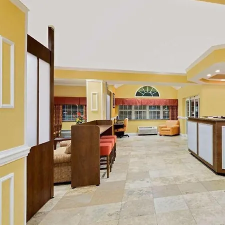 Microtel Inn & Suites By Wyndham Princeton-3