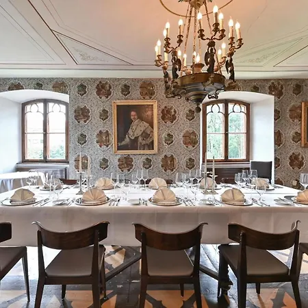 Schloss Zu Hopferau-3