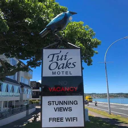 Tui Oaks Motel-2