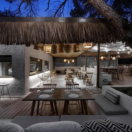 Karidi Beach Boutique Suites-2