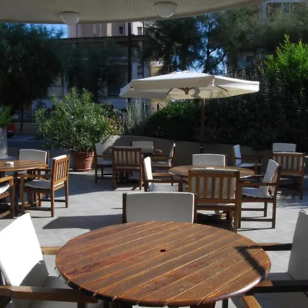 Hotel Caravelle-2