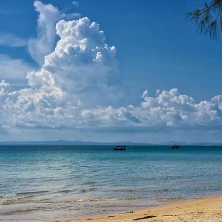 Lonely Beach-3