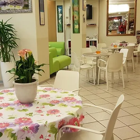 Hotel La Falena-3