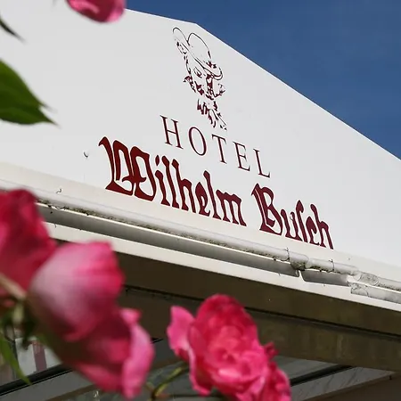 Hotel Wilhelm Busch-3